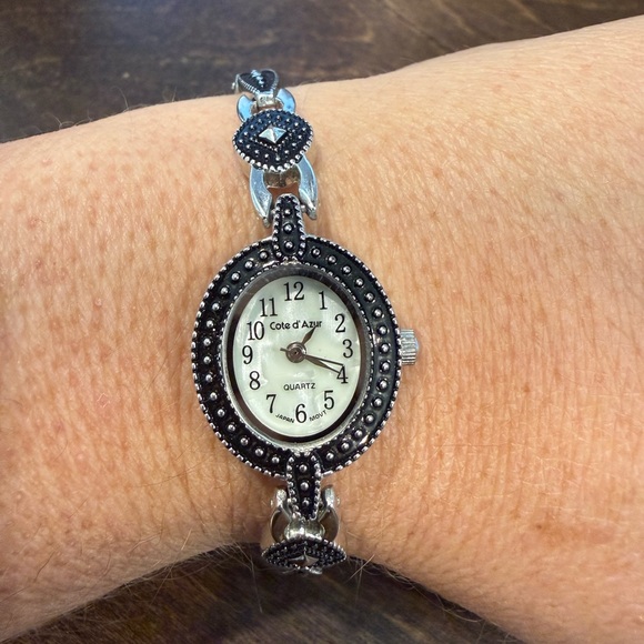 Watch Bundle Relic, Geneva, & Cote d’Azur Silver Tone Bracelet Watches - Picture 2 of 16